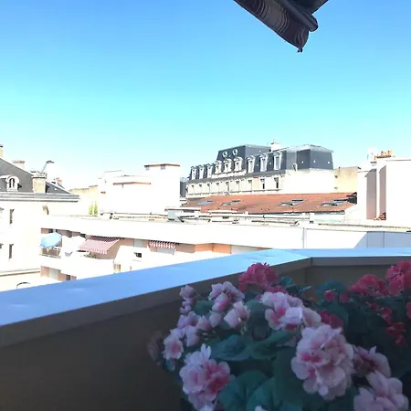 Apartment Le Casino Des Fleurs - Hypercentre - Parking - Balcon