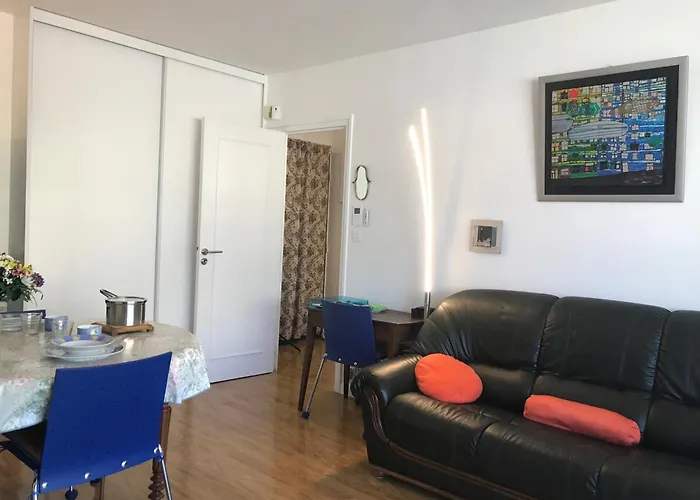 Apartment Le Casino Des Fleurs - Hypercentre - Parking - Balcon